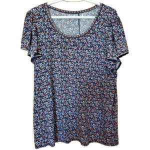 No Brand XL Blue Ditsy Floral Top with short flowy sleeves.